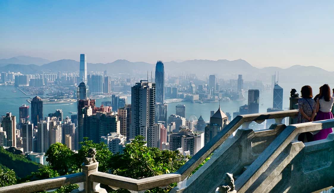 imagem n.2 de Hong Kong: Excursão a pé particular na cidade com um guia local atividade em Hong Kong, carregada pelo fornecedor