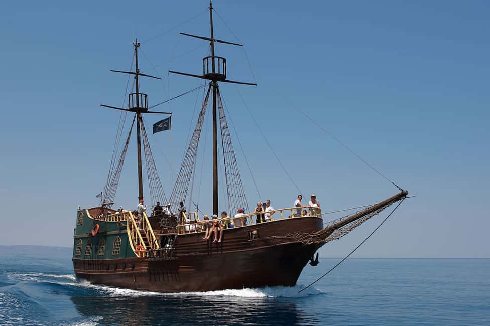 Immagine nº 3 di Rethymno: crociera in barca dei pirati con soste per il bagno attività a Rethymno, caricata dal fornitore