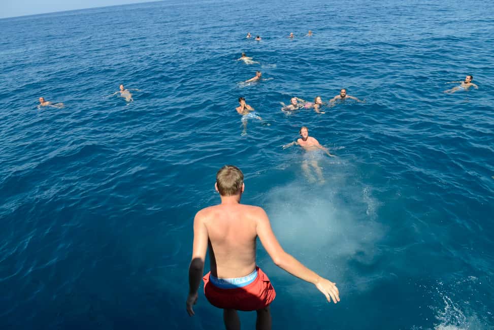Immagine nº 10 di Rethymno: crociera in barca dei pirati con soste per il bagno attività a Rethymno, caricata dal fornitore