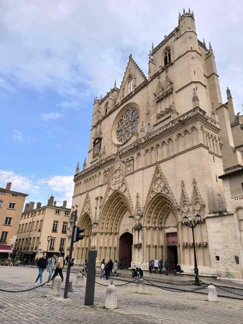 Image N°13 de Lyon : Visite guidée culinaire en soirée activité à Lyon, publiée par le prestataire