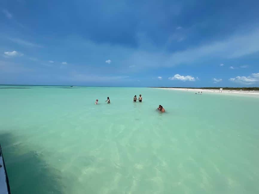 Obraz nr 3 z atrakcji Holbox: rejs wycieczkowy łodzią po Punta Mosquitos, Yalahau i wyspie Pasión w Quintana Roo, przesłany przez organizatora
