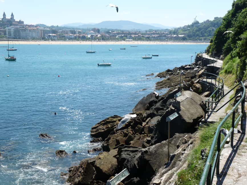 image n.8 of San Sebastian: Boat Tour with Stop at Santa Clara activity in San Sebastián, uploaded by supplier
