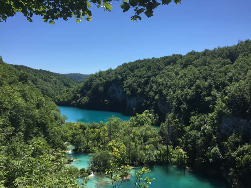 imagem n.19 de Zagreb: Visita guiada a Rastoke e aos Lagos Plitvice com ingresso atividade em Slunj, carregada pelo fornecedor