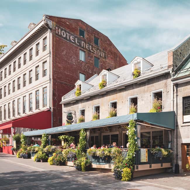 imagem n.5 de Montreal: Visita guiada a pé à Velha Montreal atividade em Montreal, carregada pelo fornecedor