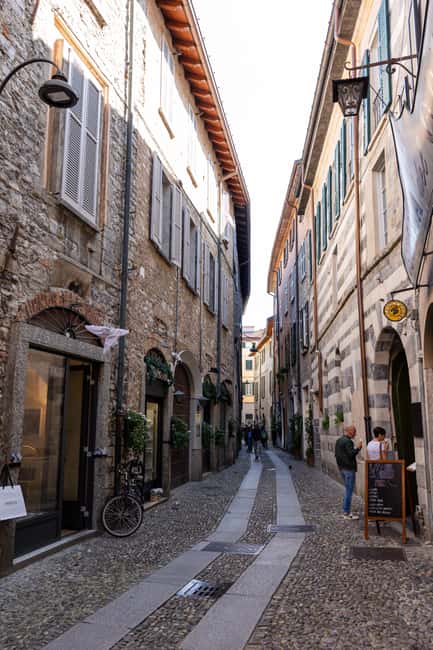 image n.5 of Como: Guided City Tour & Lake Cruise activity in Lombardy, uploaded by supplier