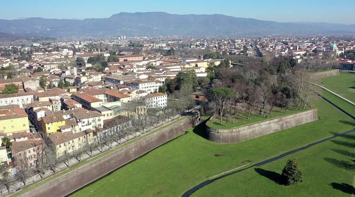 image n.15 of Lucca: Renaissance City Walls Walking Tour activity in Lucca, uploaded by supplier