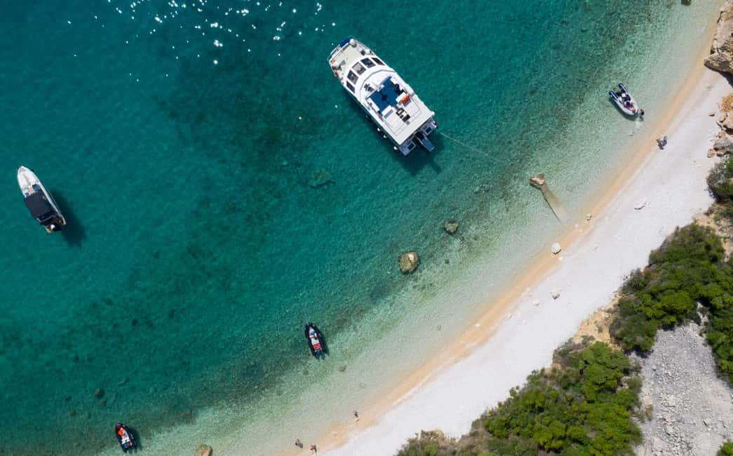 immagine n.15 di Isola di Krk: Escursione di mezza giornata in barca alle cinque isole attività in Contea di Zagabria, caricata dal fornitore