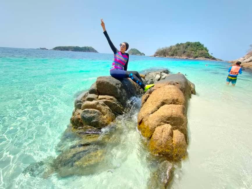 imagen n.º 4 de Ko Lipe: Excursión de snorkel por la zona exterior en barco de cola larga actividad en Golfo de Tailandia, subida por el proveedor