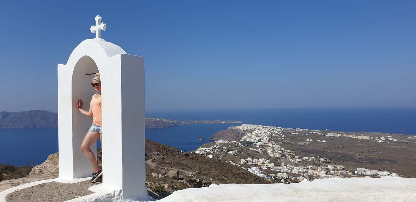 image n.11 of Santorini: Fira to Oia Caldera Hike with Guide activity in Fira, uploaded by supplier
