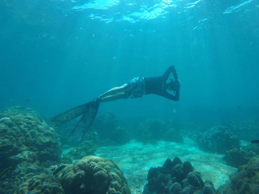imagen n.º 7 de Ko Lipe: Excursión de snorkel por la zona exterior en barco de cola larga actividad en Golfo de Tailandia, subida por el proveedor
