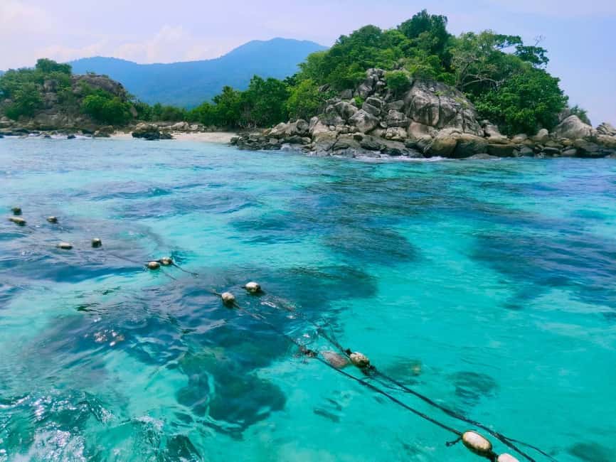 imagen n.º 9 de Ko Lipe: Excursión de snorkel por la zona exterior en barco de cola larga actividad en Golfo de Tailandia, subida por el proveedor