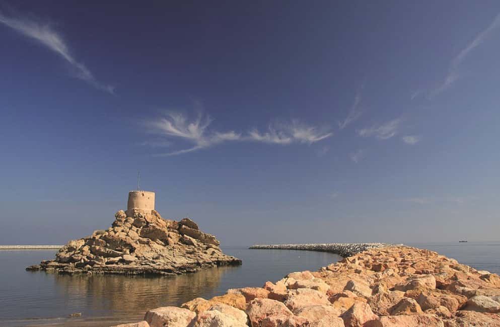immagine n.2 di Muscat: Tour del Wadi Shab e del pozzo di Bimah con audioguida attività in Regione al-Sharqiyya, caricata dal fornitore