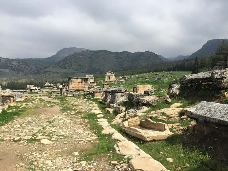 bild nr.18 av Från Kusadasi och Selcuk: Pamukkale och Hiearapolis Tour aktivitet i Pamukkale, uppladdad av arrangören