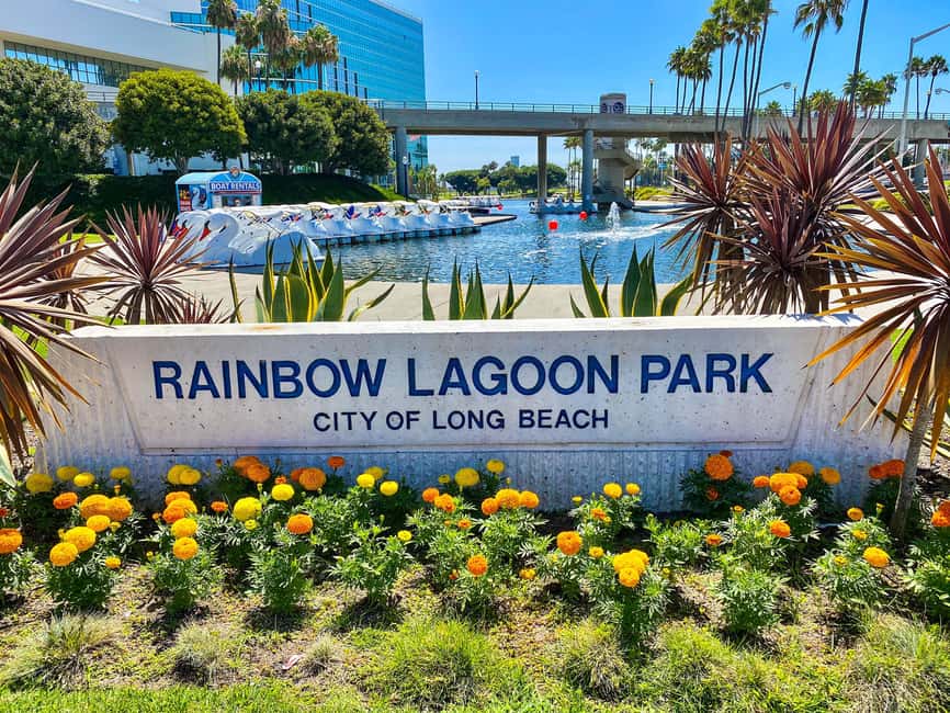 imagem n.4 de Long Beach: Aluguel de barcos Swan na Rainbow Lagoon atividade em Los Angeles, carregada pelo fornecedor
