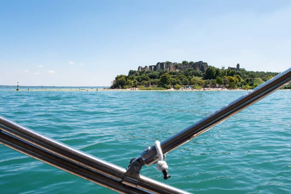 image n.15 of Sirmione: Scenic Afternoon Boat Cruise with Prosecco & Snack activity in San Felice del Benaco, uploaded by supplier