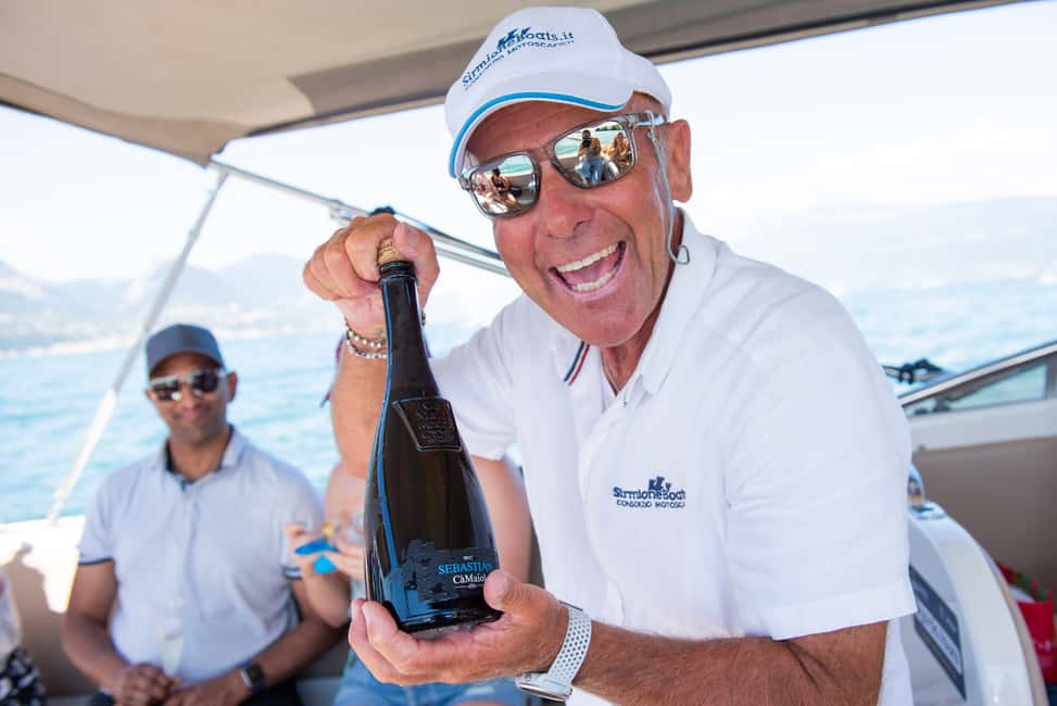 image n.18 of Sirmione: Scenic Afternoon Boat Cruise with Prosecco & Snack activity in San Felice del Benaco, uploaded by supplier