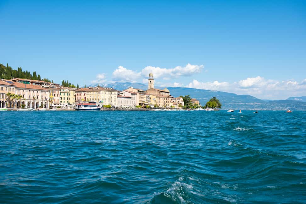 image n.24 of Sirmione: Scenic Afternoon Boat Cruise with Prosecco & Snack activity in San Felice del Benaco, uploaded by supplier