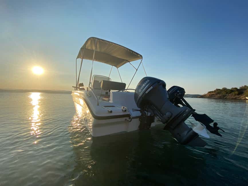 image n.7 of Private boat trip Diaporos or Ammouliani with electric van activity in Central Macedonia, uploaded by supplier