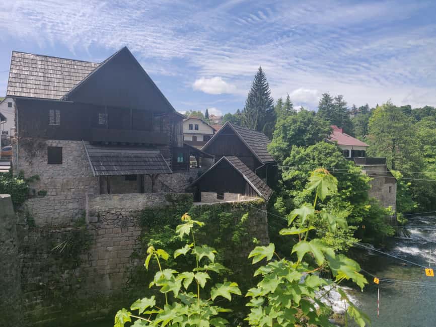 imagem n.22 de Zagreb: Visita guiada a Rastoke e aos Lagos Plitvice com ingresso atividade em Slunj, carregada pelo fornecedor