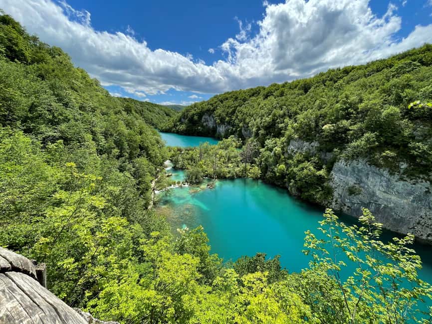 imagem n.10 de Zagreb: Visita guiada a Rastoke e aos Lagos Plitvice com ingresso atividade em Slunj, carregada pelo fornecedor