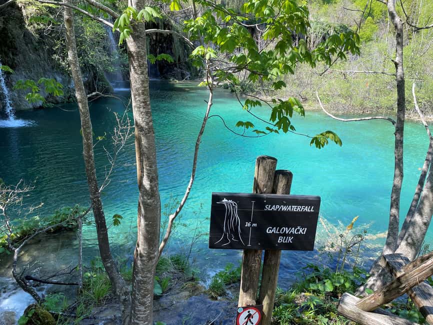 imagem n.14 de Zagreb: Visita guiada a Rastoke e aos Lagos Plitvice com ingresso atividade em Slunj, carregada pelo fornecedor