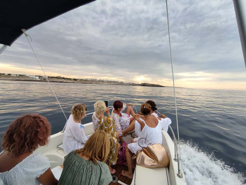 image n.14 of Polignano a Mare: Speedboat Cruise to Caves with Aperitif activity in Polignano a Mare, uploaded by supplier