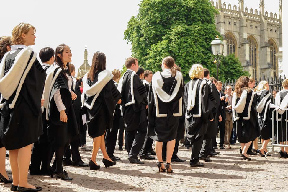 image n.3 of Cambridge: Alumni-Led Walking & Punting Tour w/Kings College activity in Cambridge, England, uploaded by supplier