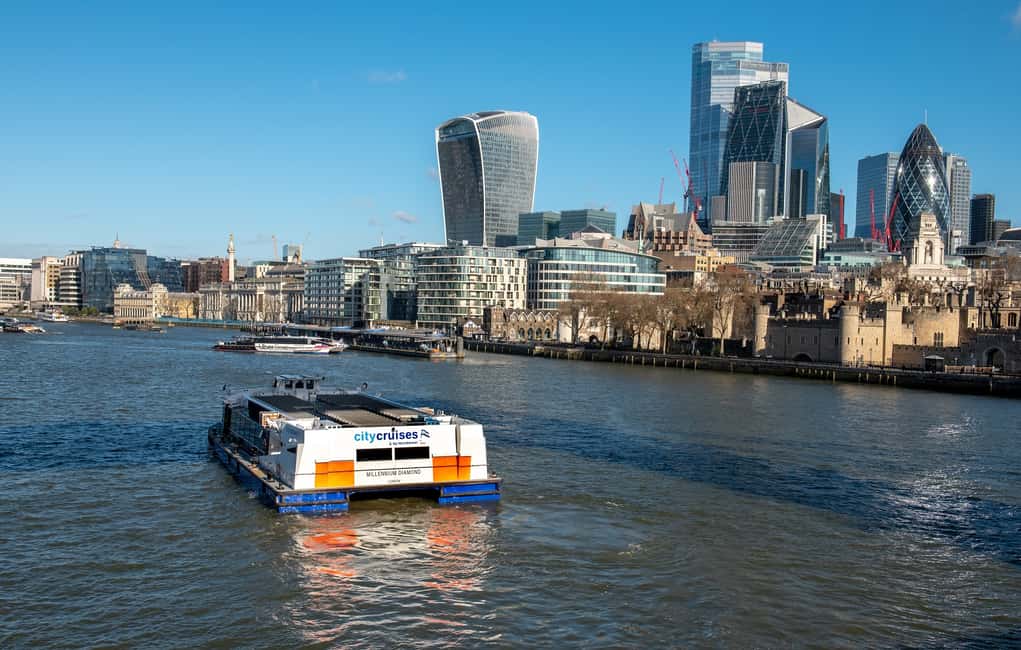 image n.4 of London River Thames Lunch Cruise activity in London, uploaded by supplier