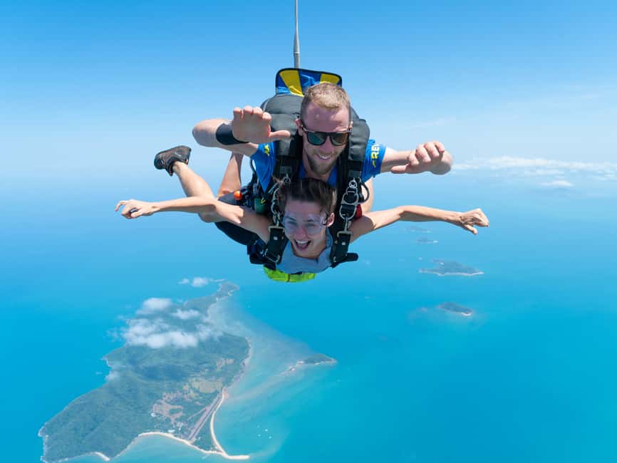 image n.4 of Mission Beach Tandem Skydive Experience activity in Mission Beach, uploaded by supplier