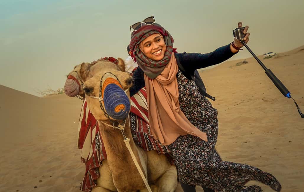 afbeelding n.12 van Dubai: Woestijnsafari, quad, sandboarden, kamelen & BBQ activiteit in Dubai, geüpload door aanbieder