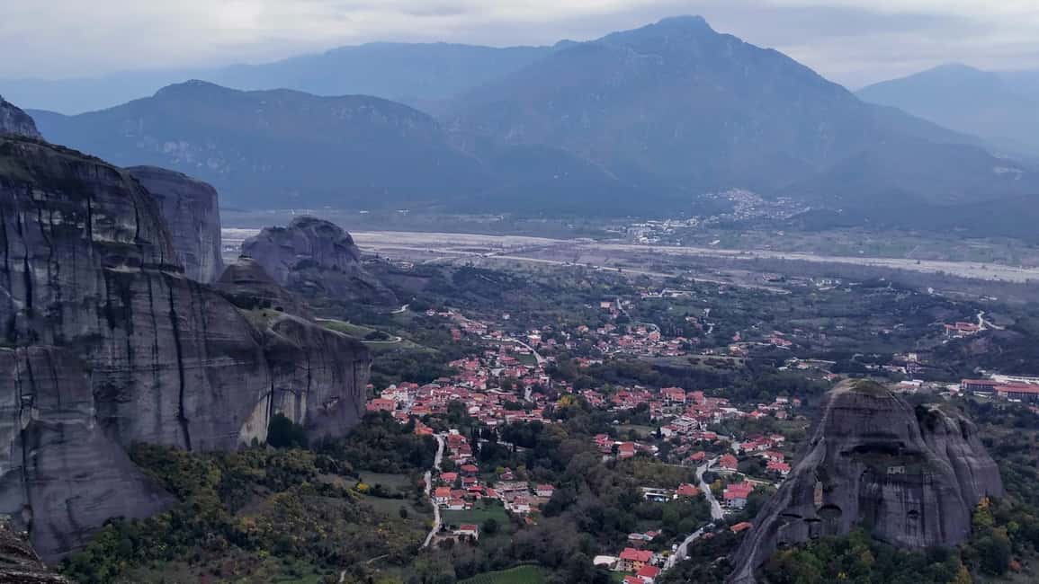 image n.10 of From Thessaloniki: Meteora Small Group Day Trip activity in Kalabaka, uploaded by supplier