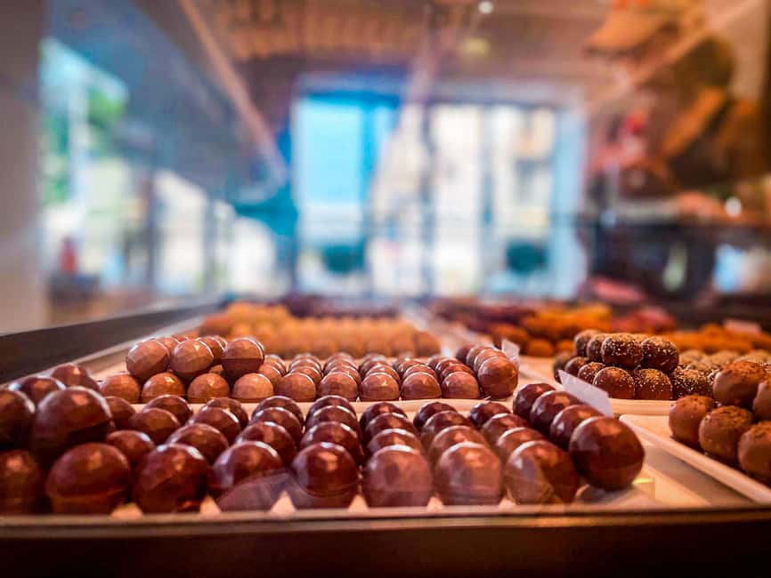 image n.17 of Chocolate Flavors Walking Tour of Geneva activity in Geneva, uploaded by supplier