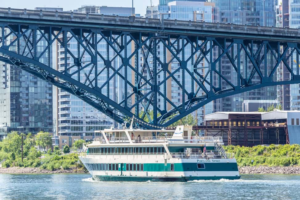 image n.6 of Portland: 2-hour Lunch Cruise on the Willamette River activity in Portland, Oregon, uploaded by supplier