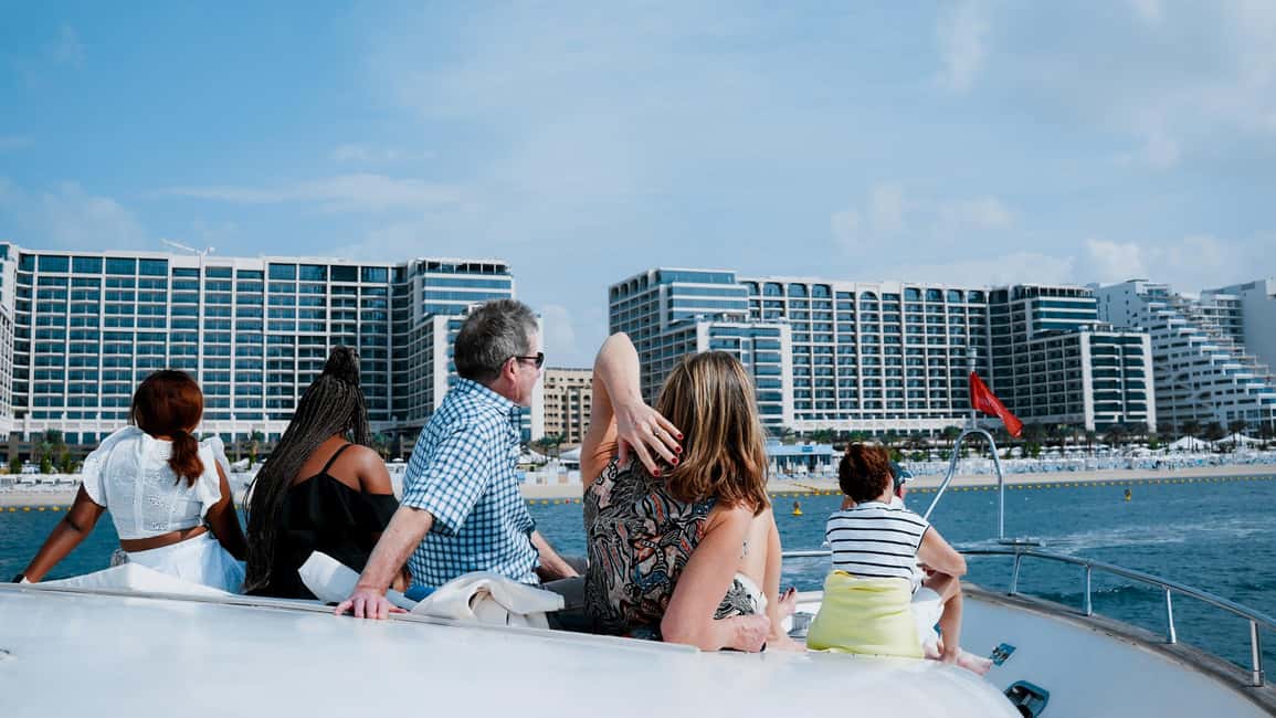 Bild Nr. 15 von Dubai Marina: Yacht-Tour mit optionalem Frühstück oder BBQ Aktivität in Dubai, hochgeladen vom Anbieter