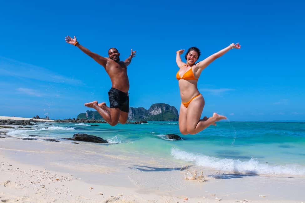 image n.16 of Phuket: Deluxe Phi Phi Tour by Speedboat & Lunch Buffet activity in Gulf of Thailand, uploaded by supplier