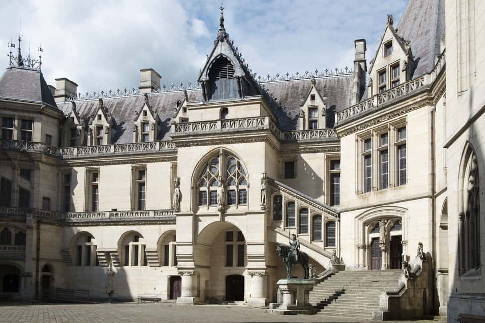 Image N°4 de Pierrefonds : billet d'entrée au Château de Pierrefonds activité à Compiègne, publiée par le prestataire
