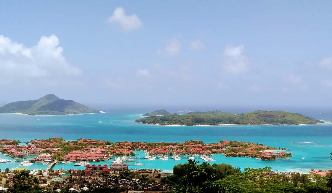 image n.2 of Mahé: Customizable Private Tour of Island with Driver activity in Victoria, Seychelles, uploaded by supplier