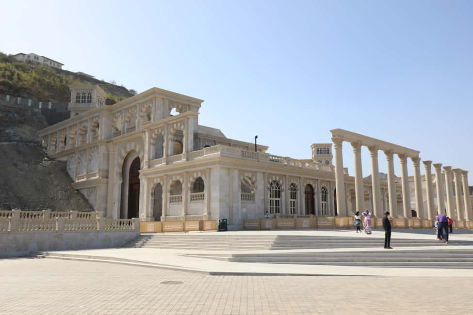 imagem n.8 de Dubai: Mesquita Sheikh Zayed, Fujairah e Khorfakkan Tour atividade em Fujairah, carregada pelo fornecedor