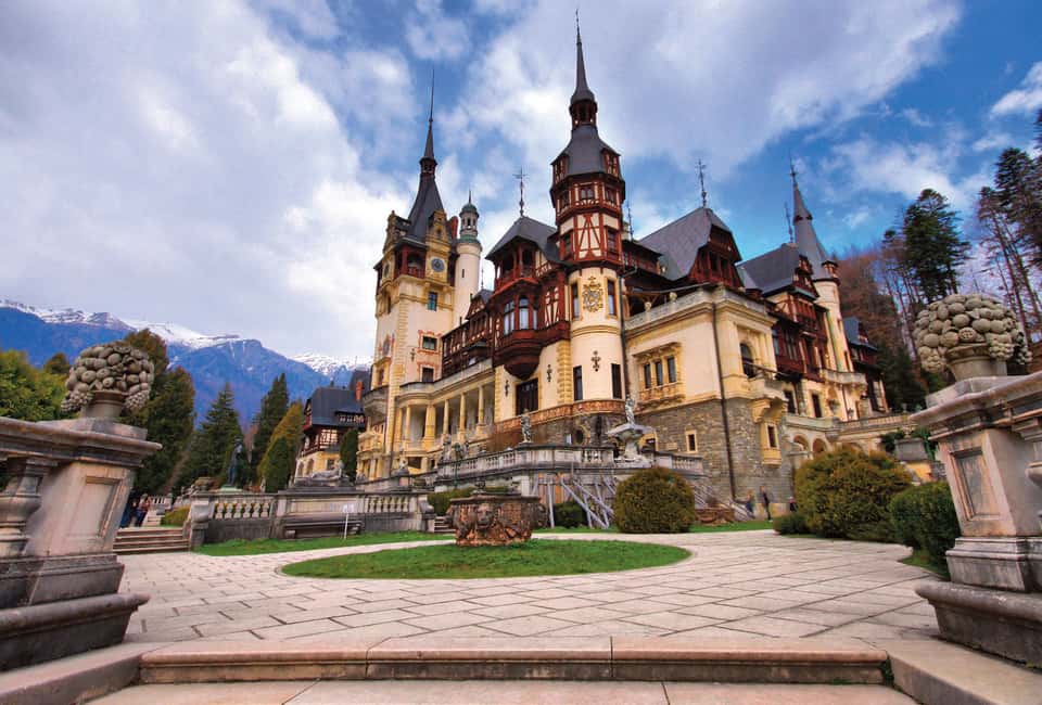 image n.6 of Bucharest: Dracula's Castle, Peles Castle, & Brasov Old Town activity in Brasov, uploaded by supplier