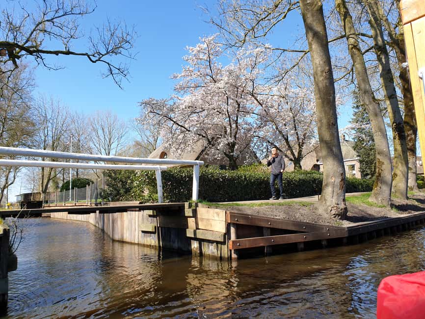 image n.8 of From Amsterdam: Giethoorn Day Trip with Small Electric Boat activity in Flevoland, uploaded by supplier