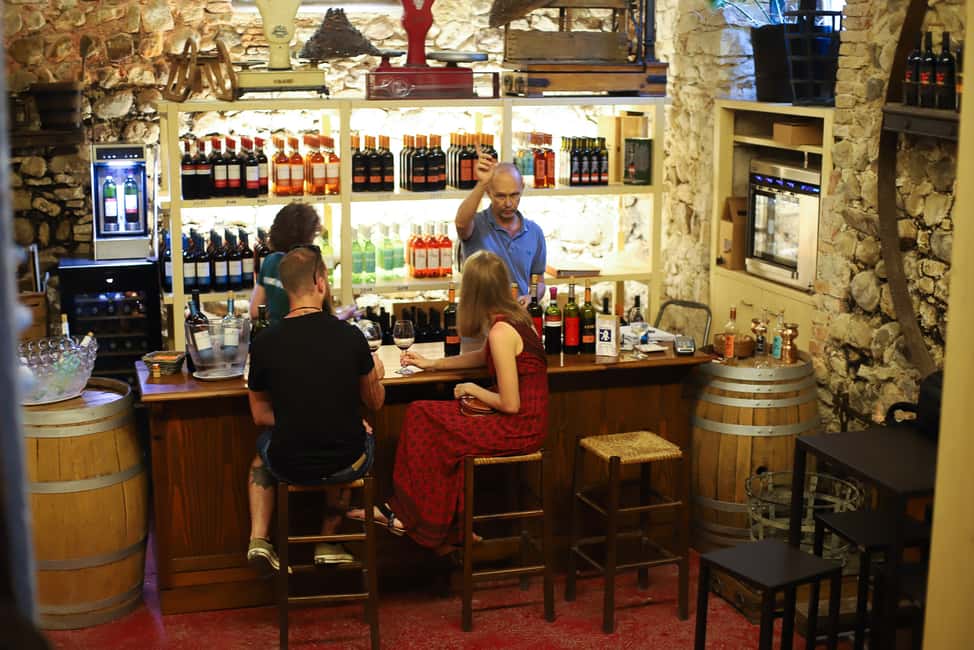 image n.7 of Lazise: Historical Center Wine Tasting Tour activity in Lombardy, uploaded by supplier