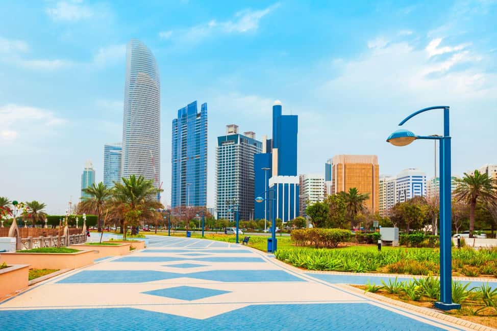 imaginea n.18 a activității Din Dubai: Marea Moschee Abu Dhabi și Muzeul Luvru, zi întreagă în Dubai, încărcată de organizator