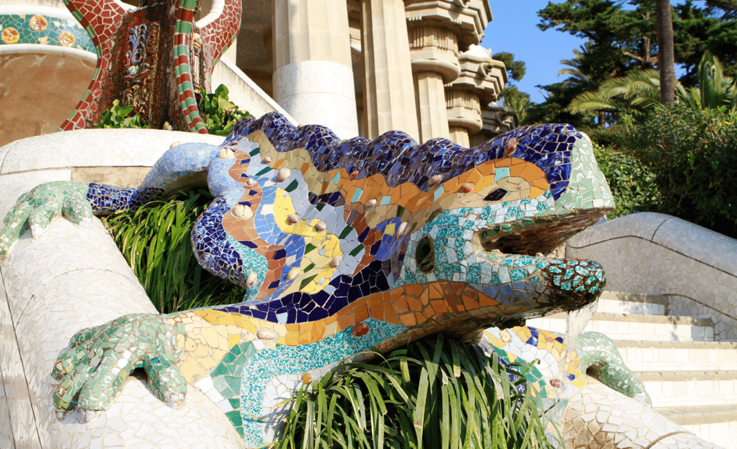 image n.4 of Barcelona: Guell Park Small-Group Tour & Dragon Stairway activity in Barcelona, uploaded by supplier