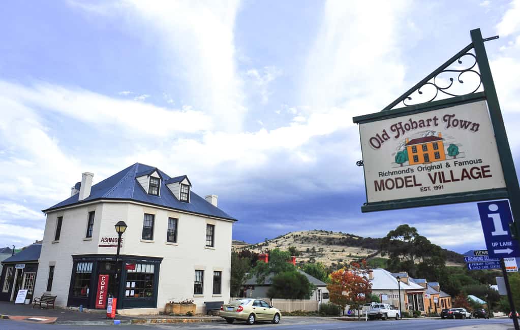 image n.3 of Hobart: Richmond Village Shuttle activity in Richmond, Tasmania, uploaded by supplier