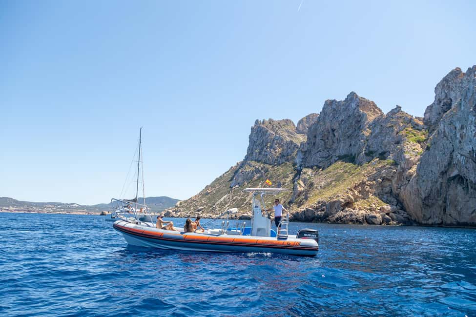 image n.11 of Ibiza: SpeedBoat trip to Atlantis & Es Vedra Snorkel+Paddle activity in Sant Josep de sa Talaia, uploaded by supplier