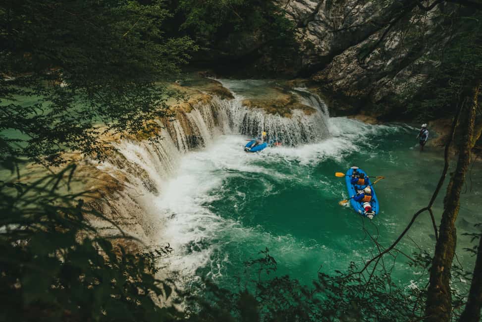 image n.21 of Kayaking Mreznica Waterfalls in Natural Monument activity in Karlovac County, uploaded by supplier