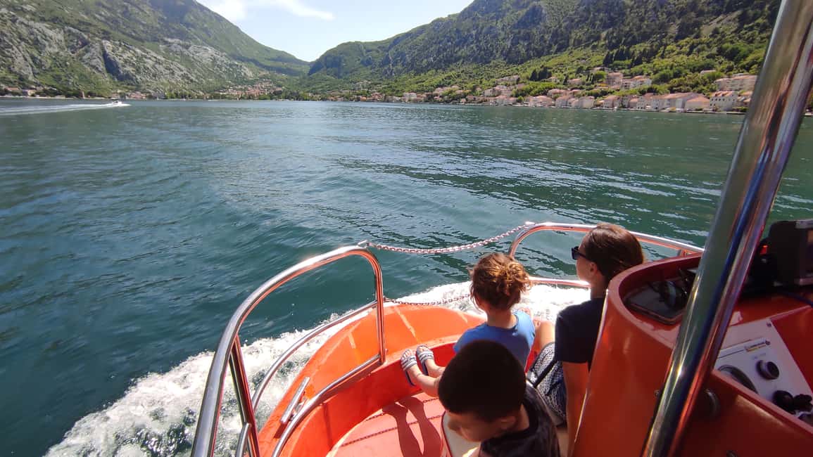 image n.10 of Kotor: Panorama and Semi-Submarine Underwater Experience activity in Kotor Municipality, uploaded by supplier