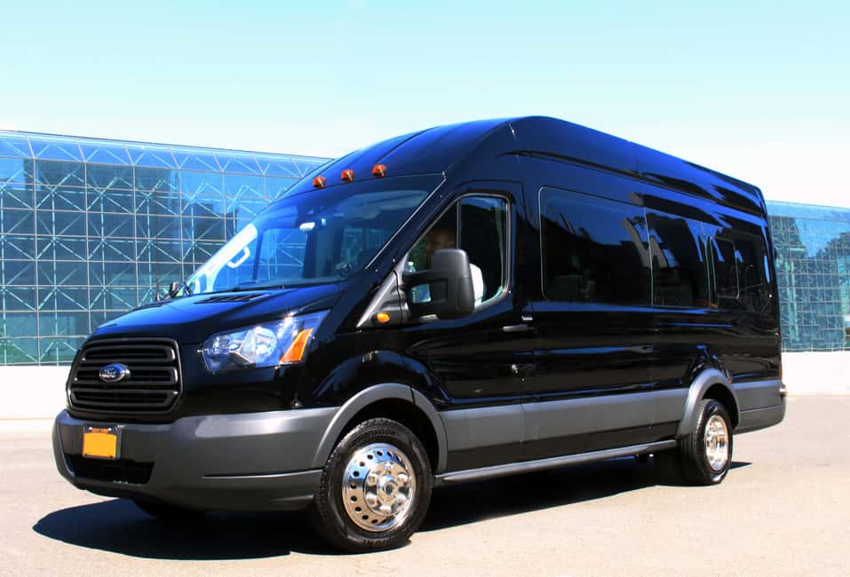 image n.4 of NYC: One-Way Transfer to/from JFK Airport and Manhattan activity in New York City, uploaded by supplier