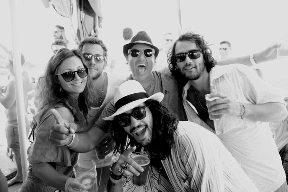 Image N°17 de Ibiza : Brunch sans fond à l'Ibiza Boat Club avec boissons et DJ activité à Ibiza (ville), publiée par le prestataire