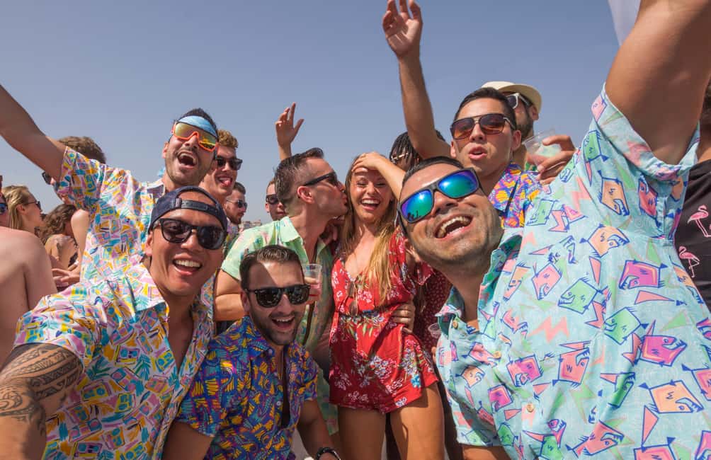 Image N°29 de Ibiza : Brunch sans fond à l'Ibiza Boat Club avec boissons et DJ activité à Ibiza (ville), publiée par le prestataire